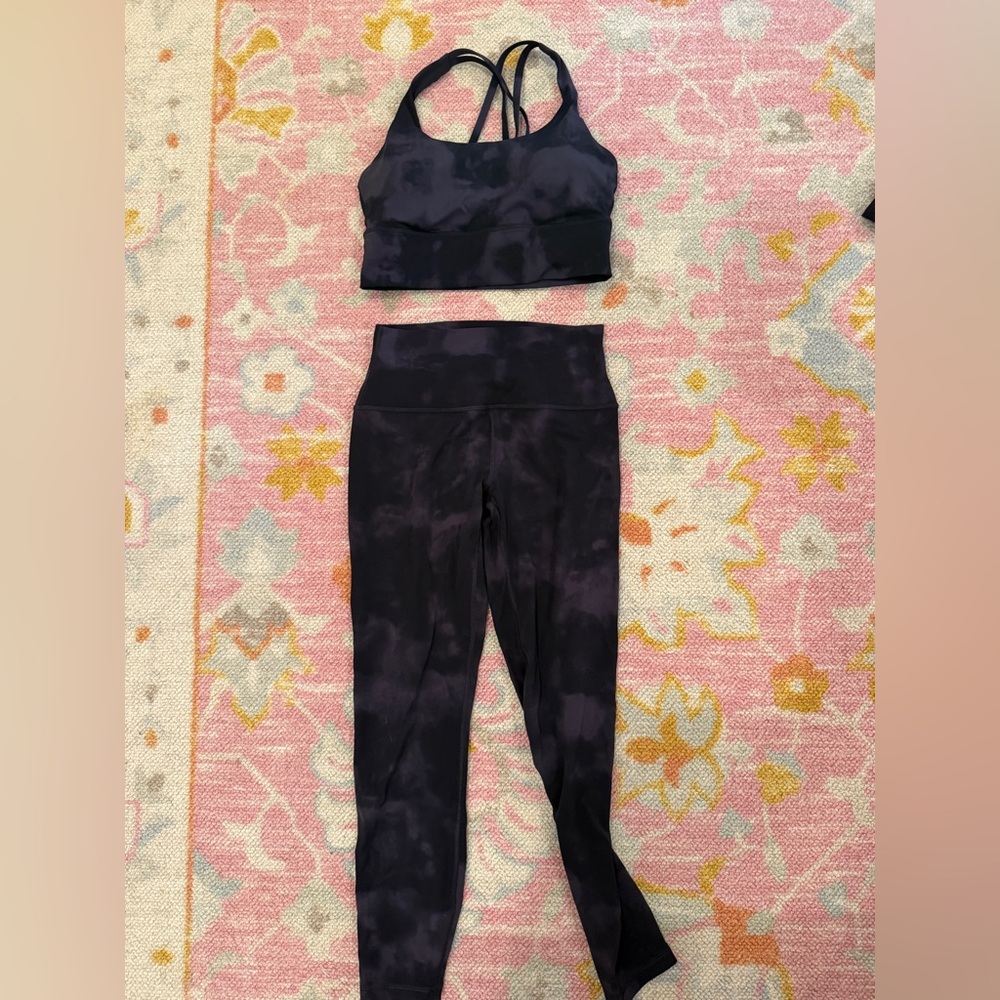 CRZ YOGA SET leggings and bra 
Blue galaxy color